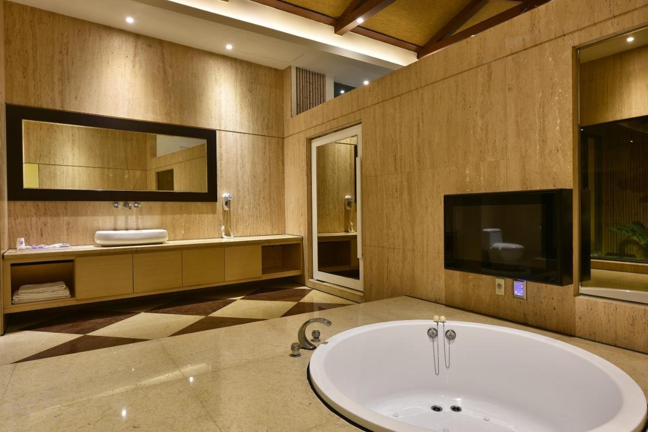 Venice Motel Taichung Eksteriør bilde