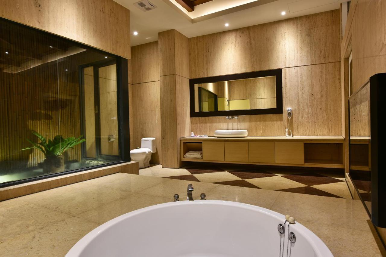 Venice Motel Taichung Eksteriør bilde