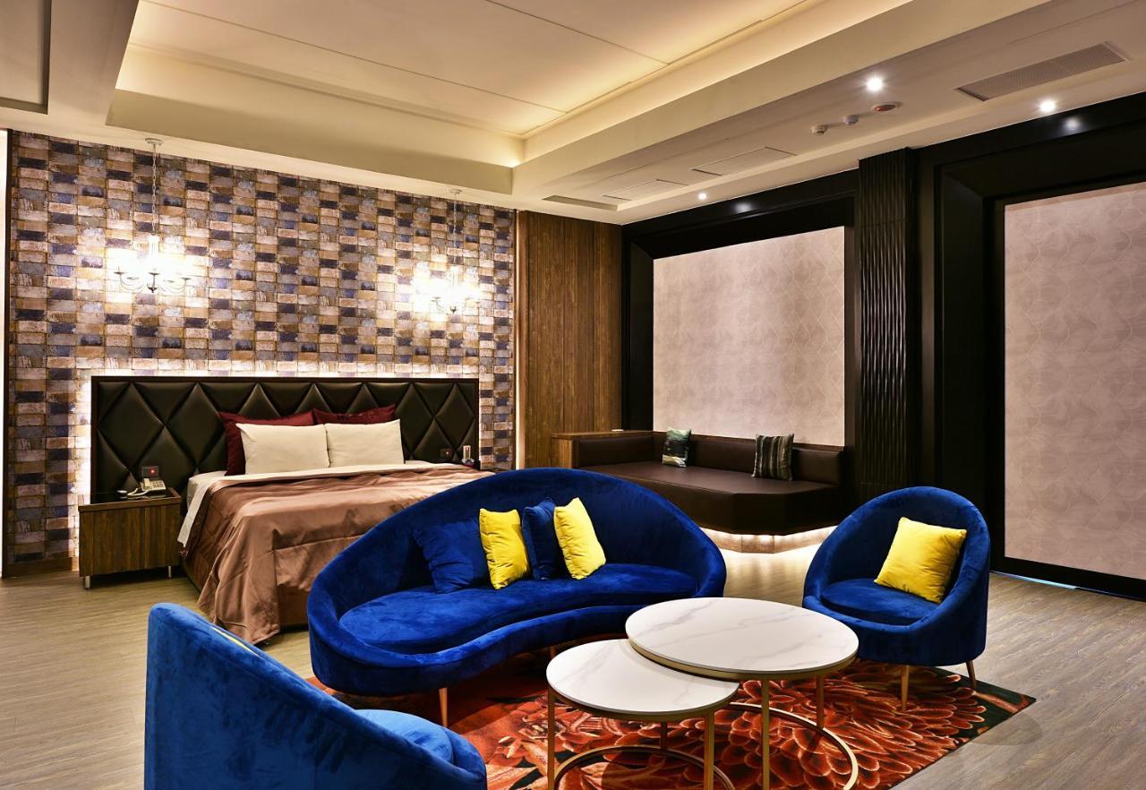 Venice Motel Taichung Eksteriør bilde