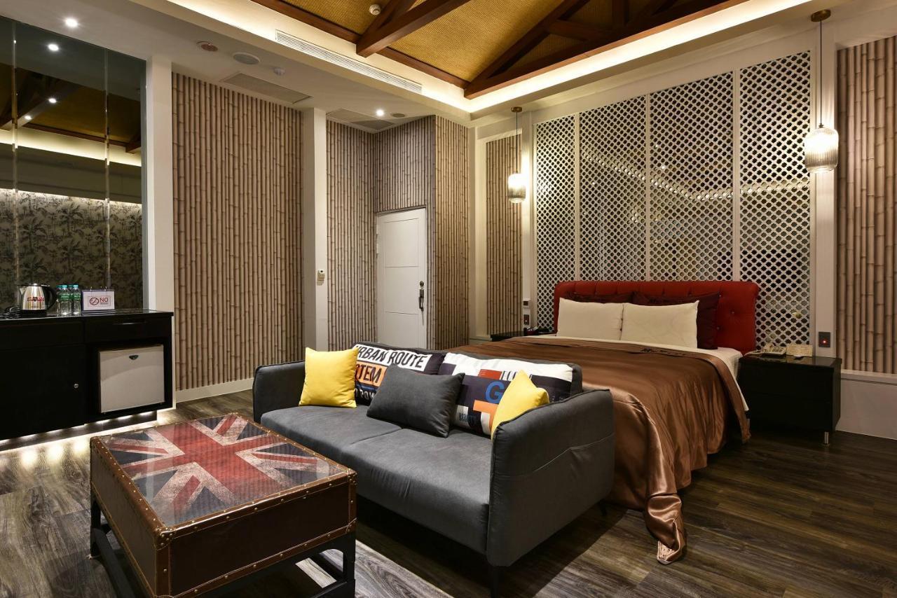 Venice Motel Taichung Eksteriør bilde