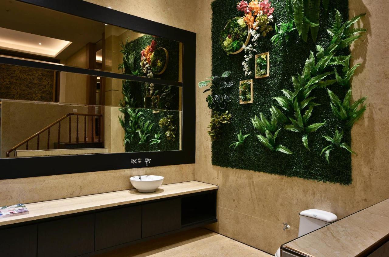 Venice Motel Taichung Eksteriør bilde