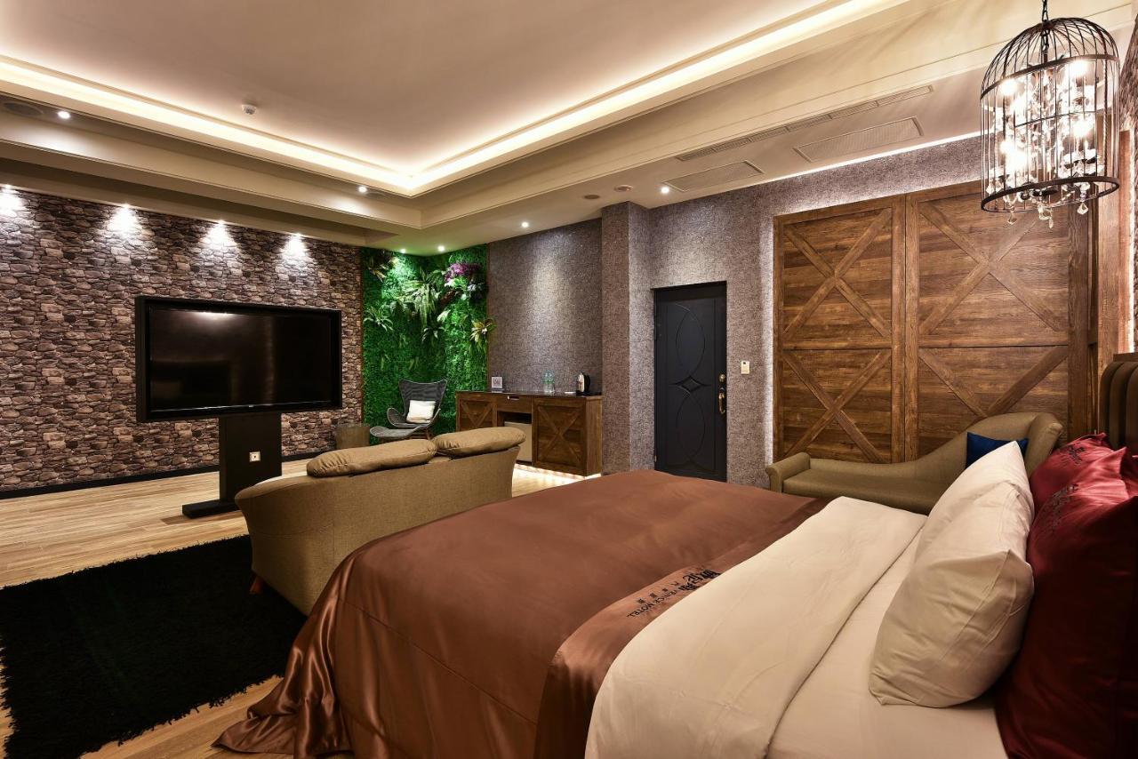 Venice Motel Taichung Eksteriør bilde