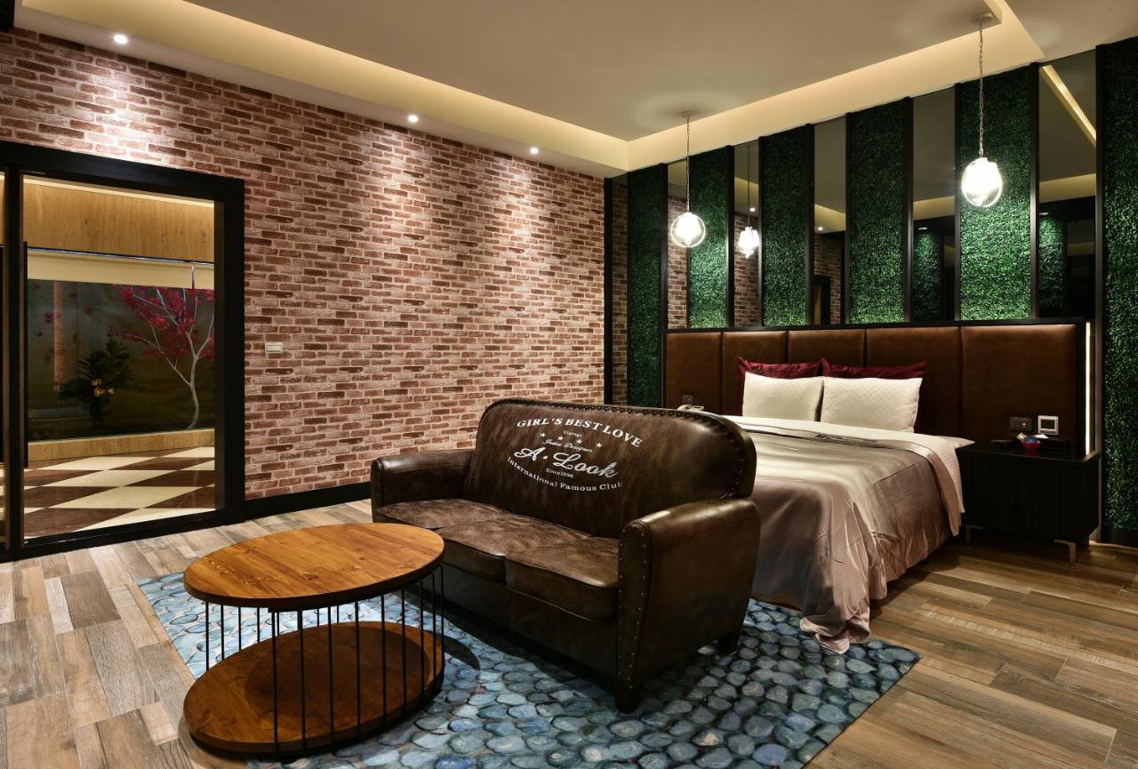 Venice Motel Taichung Eksteriør bilde