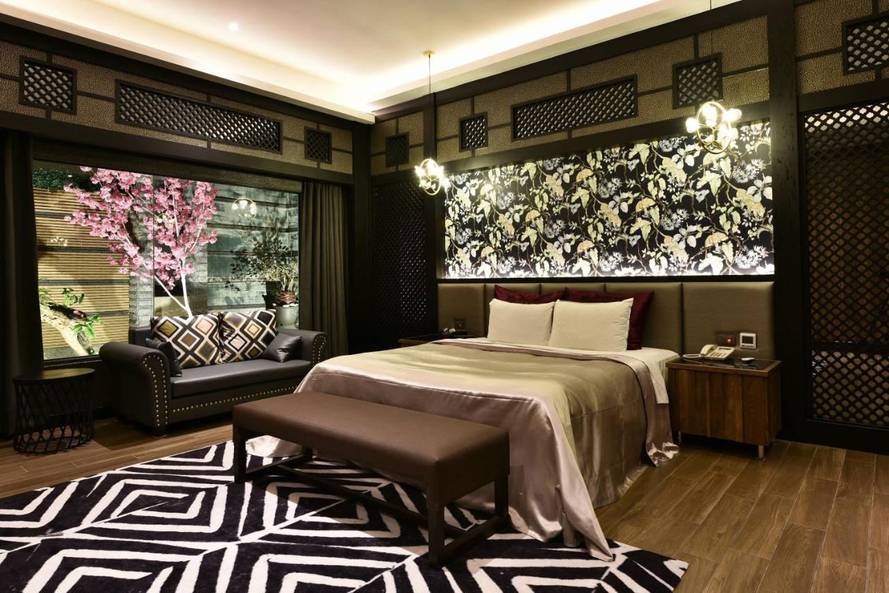 Venice Motel Taichung Eksteriør bilde