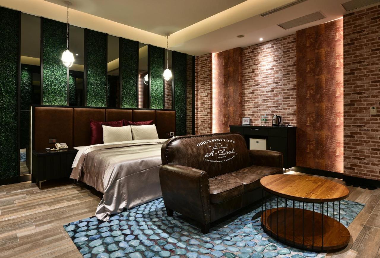 Venice Motel Taichung Eksteriør bilde