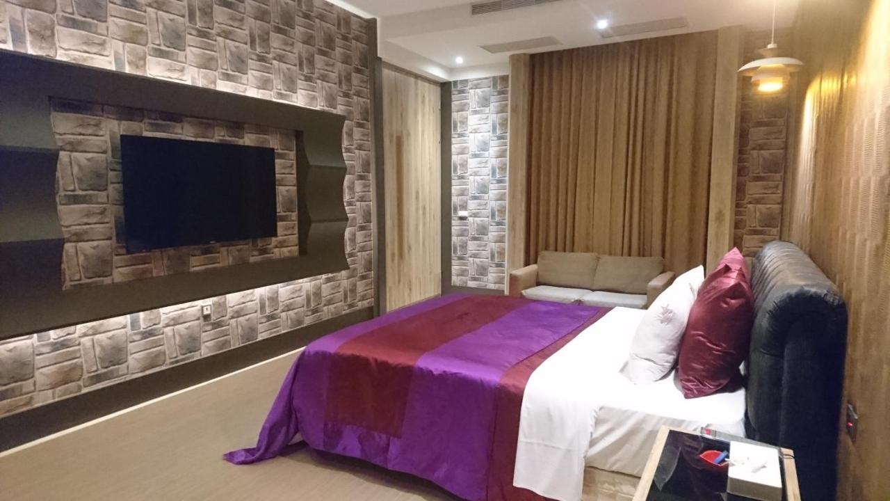 Venice Motel Taichung Eksteriør bilde