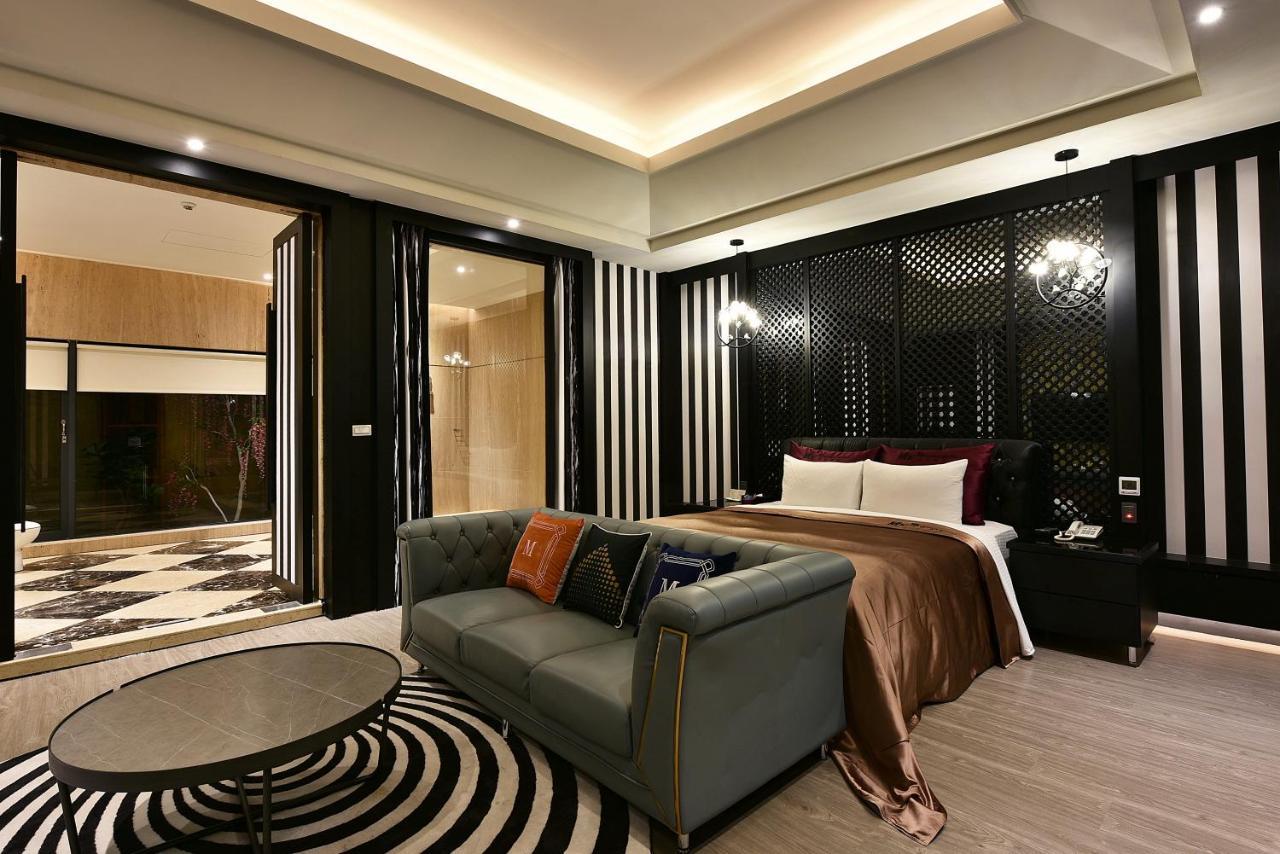 Venice Motel Taichung Eksteriør bilde