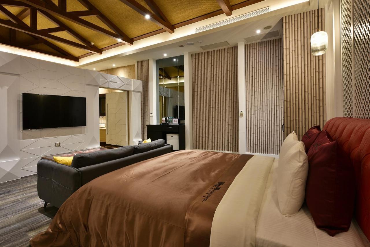 Venice Motel Taichung Eksteriør bilde